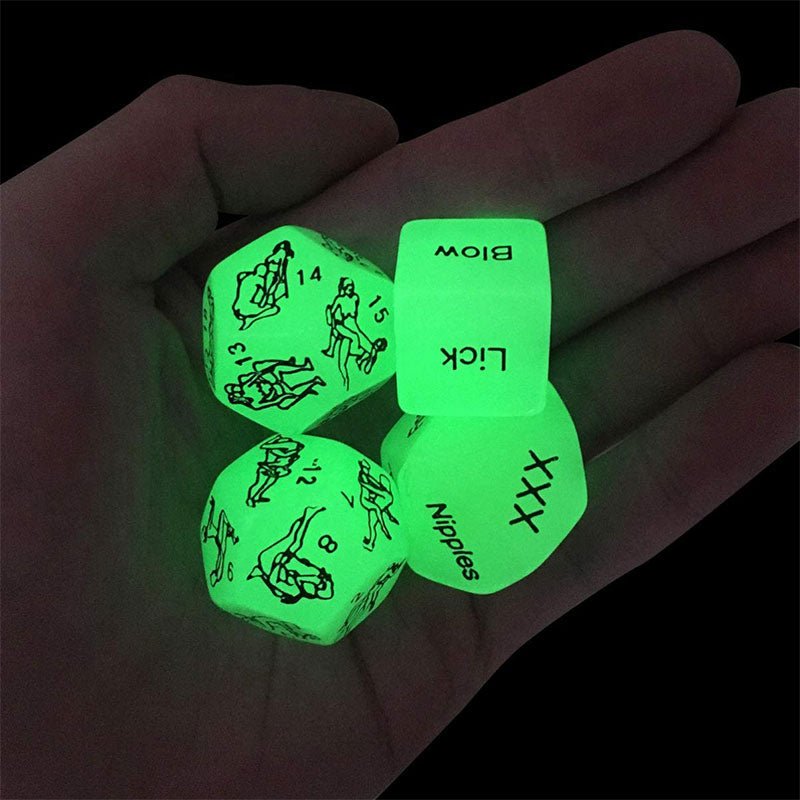 4 Dados Eróticos | Glow in the Dark Kamasutra Dice | DiiP Secret DiiP Secret - DiiP Secret Sex Shop Ecuador